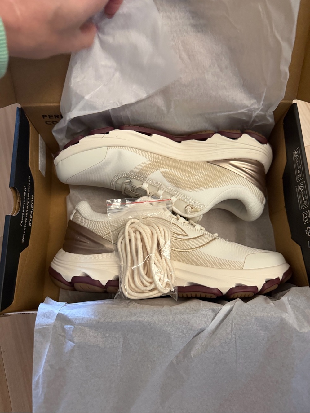 Ryka Devotion EZ 2 Walking Sneakers White Beige Women’s Size 8.5 NIB